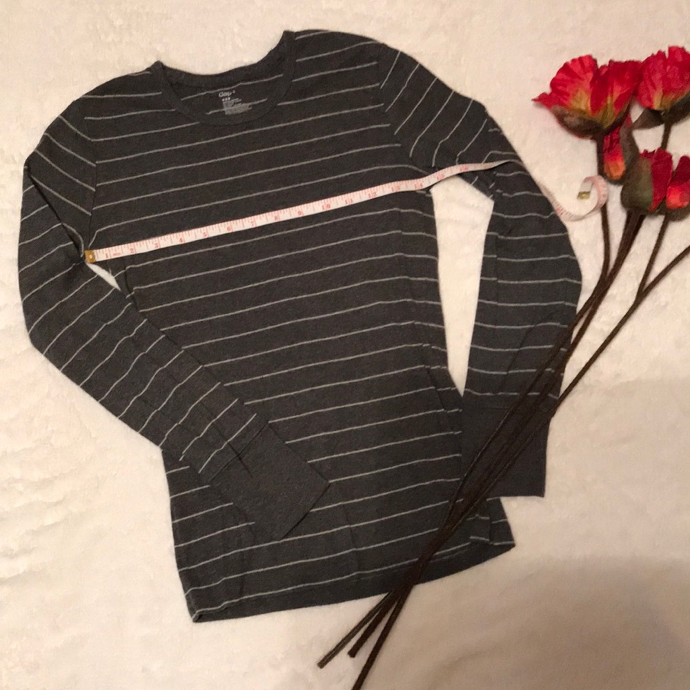 Gap long sleeve